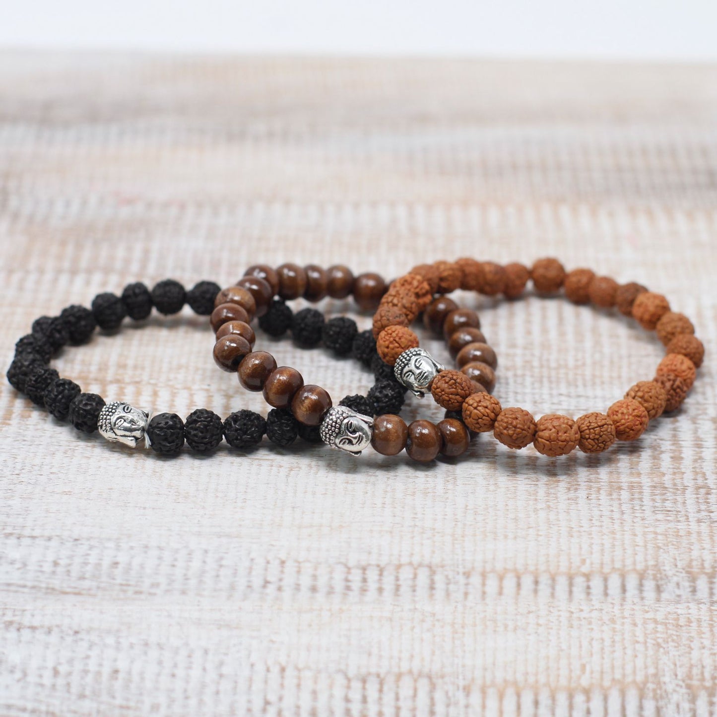 Cuentas de madera oscura y brazalete Buddah - Tienda Online de Productos Naturales y Ecológicos