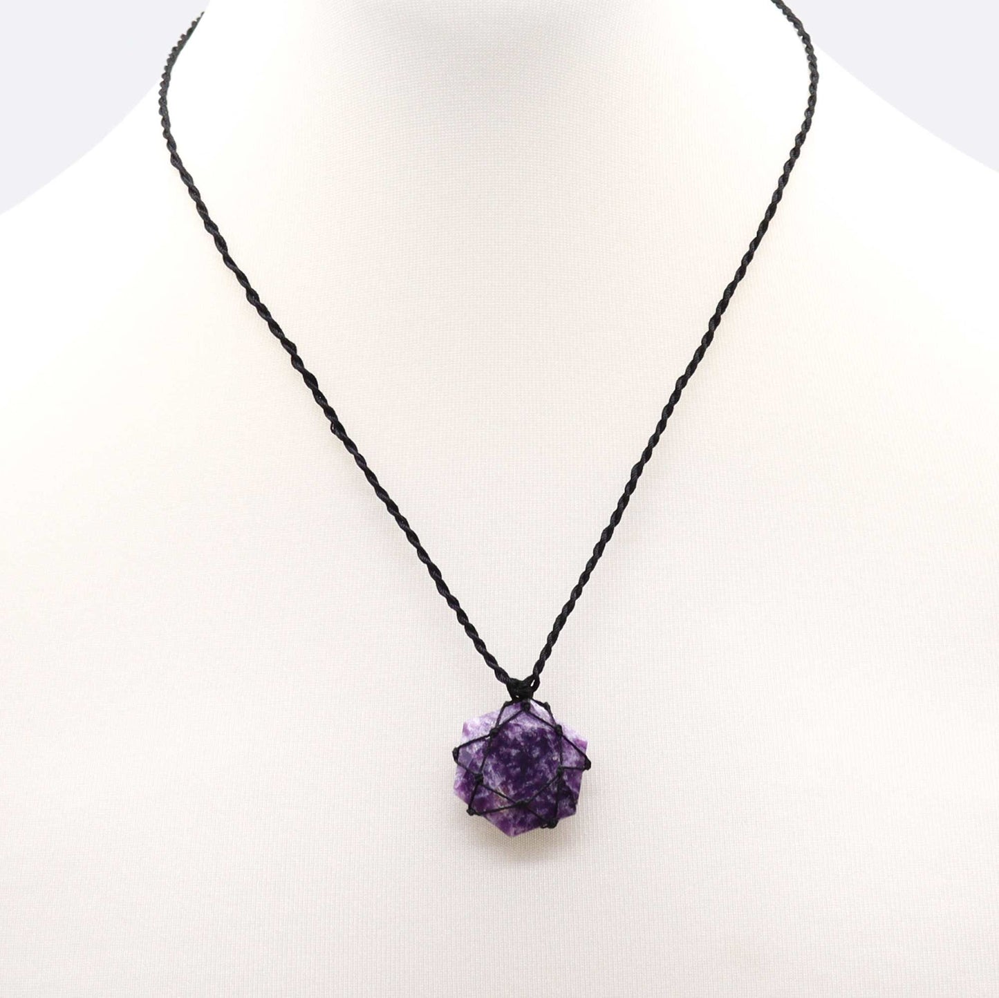 Colgante hexagonal de piedras preciosas entrelazada - Lepidolita - Tienda Online de Productos Naturales y Ecológicos