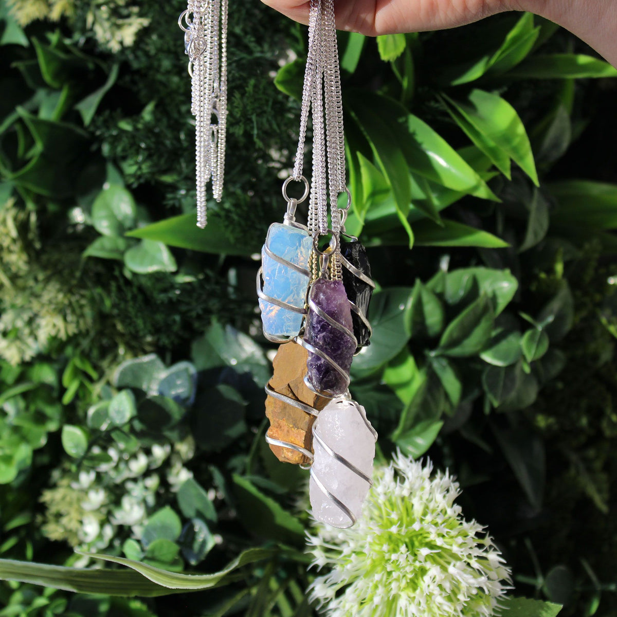 Collar de gemas envueltas en espiral - Opalita en bruto - Tienda Online de Productos Naturales y Ecológicos