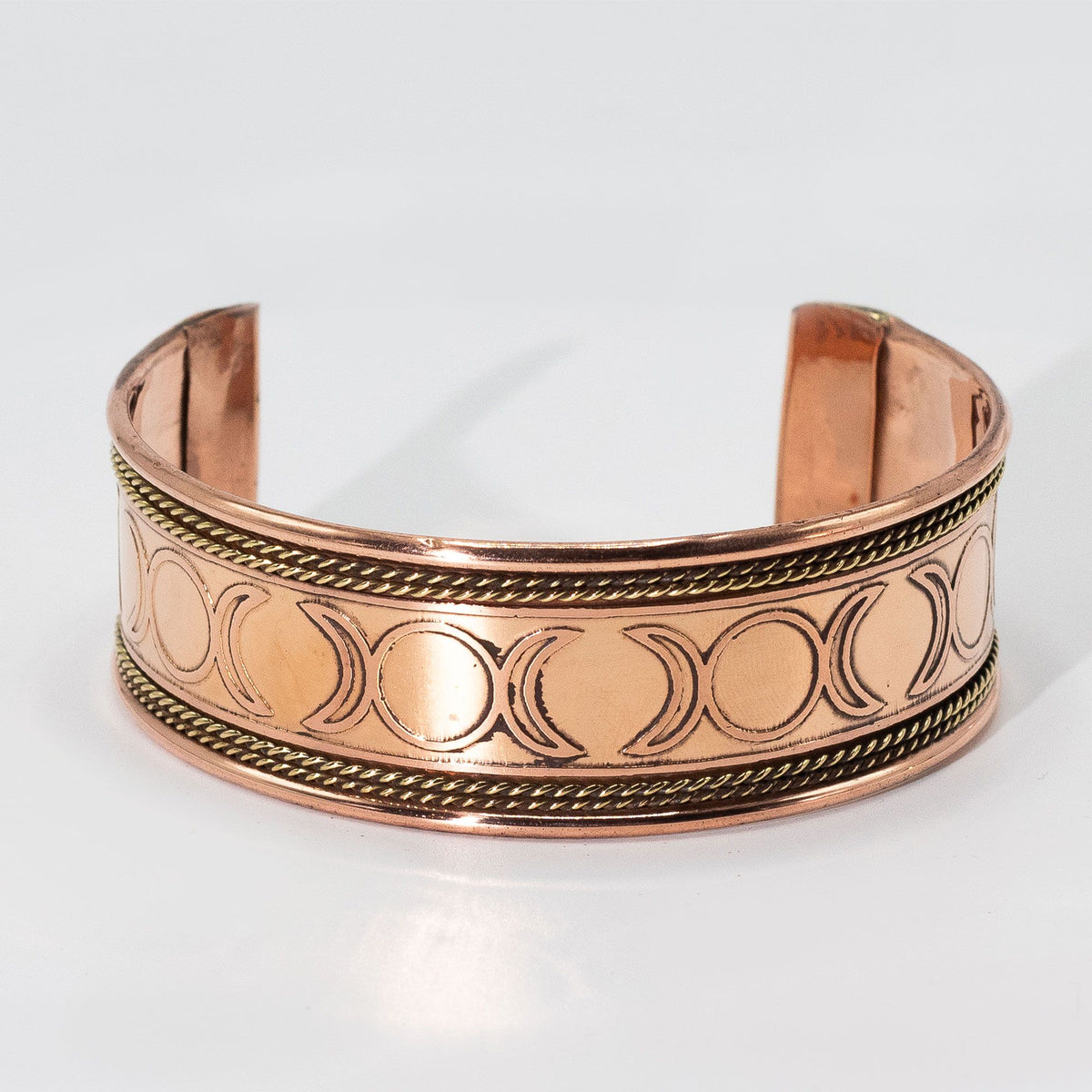 Pulseras de cobre con banda ancha y decoración de latón (surtidas) - Tienda Online de Productos Naturales y Ecológicos