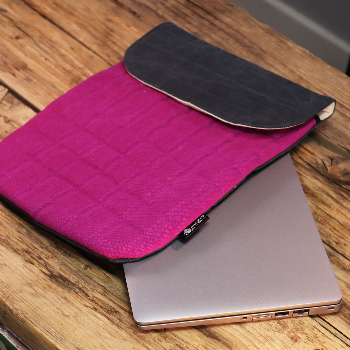 Funda acolchada para laptop - Rosa chocante - Lavado de piedra de 14 oz - Tienda Online de Productos Naturales y Ecológicos