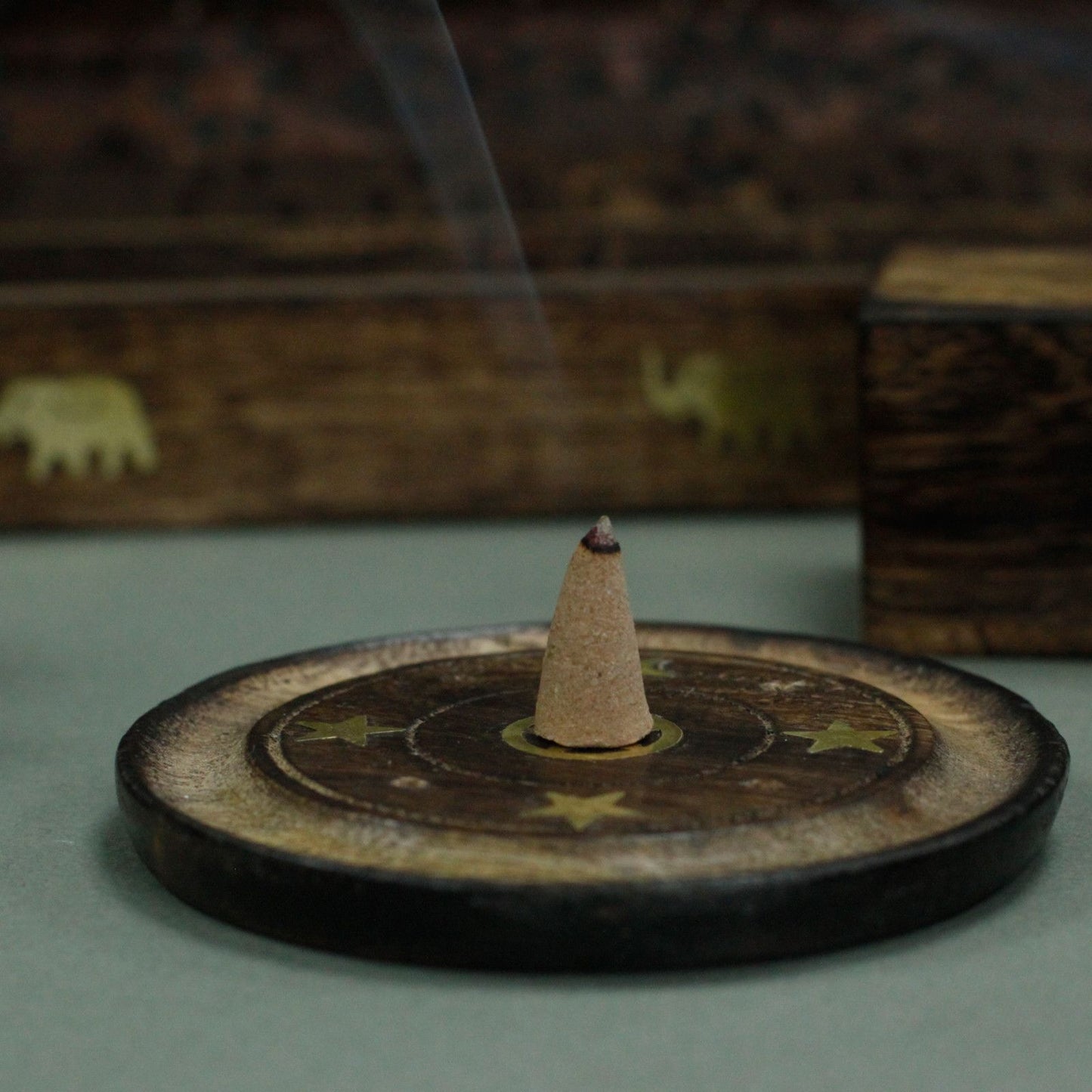 Mango Wood Disc 10cm (Cone & Incense) - Tienda Online de Productos Naturales y Ecológicos